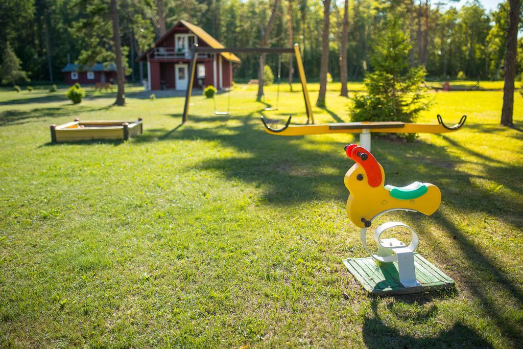 Tehumardi Camping Salme Kültér fotó